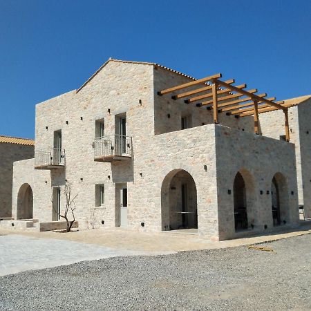 Terra Di Pietra Exclusive Suites & Apartments Areopoli Bagian luar foto